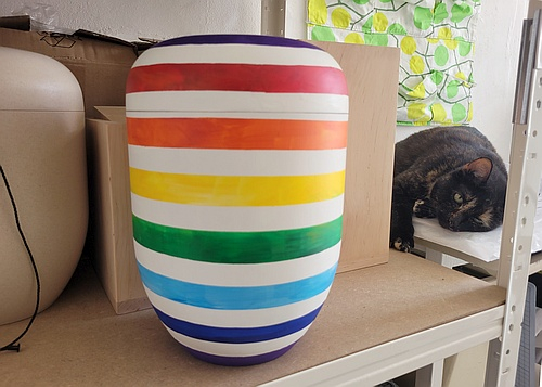 foto urne rainbow tier